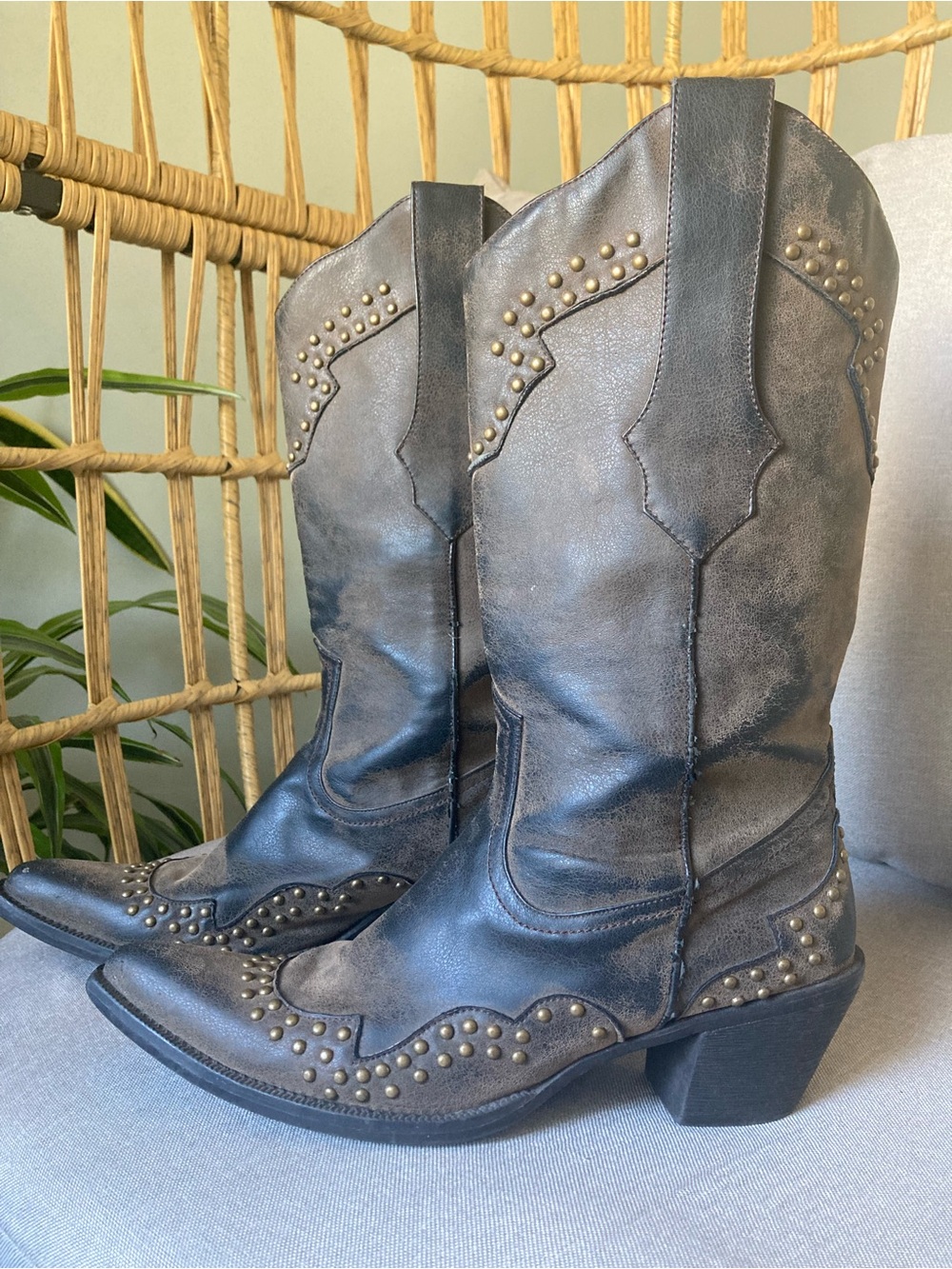 Corkys Distressed Gray Studded Western Heeled Boots